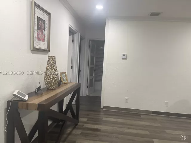 3-bedroom home for sale in Pompano Beach - 2917 NE 13th Ave - MondialRealty