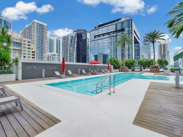1-bedroom condo for rent in Miami - 1080 Brickell Ave 3803 - MondialRealty