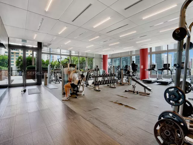 1-bedroom condo for rent in Miami - 1080 Brickell Ave 3803 - MondialRealty
