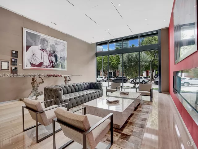 1-bedroom condo for rent in Miami - 1080 Brickell Ave 3803 - MondialRealty