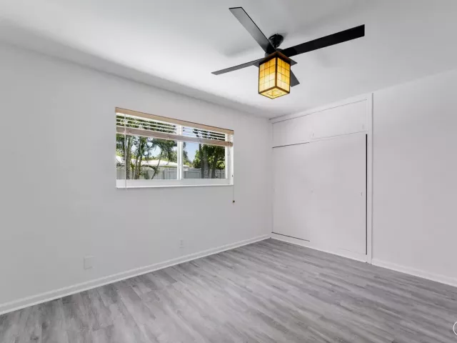 4-bedroom home for sale in Fort Lauderdale - 5200 NE 18TH Terrace - MondialRealty