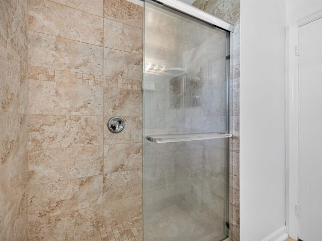 2-bedroom home for rent in Pompano Beach - 1345 E Terra Mar Drive - MondialRealty
