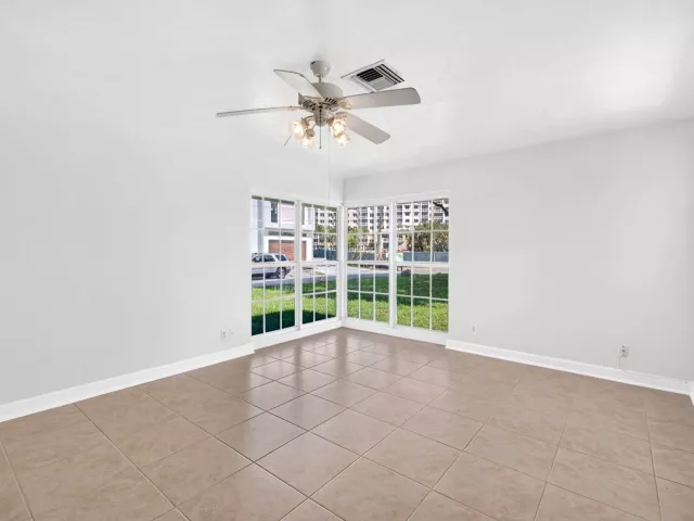 2-bedroom home for rent in Pompano Beach - 1345 E Terra Mar Drive - MondialRealty