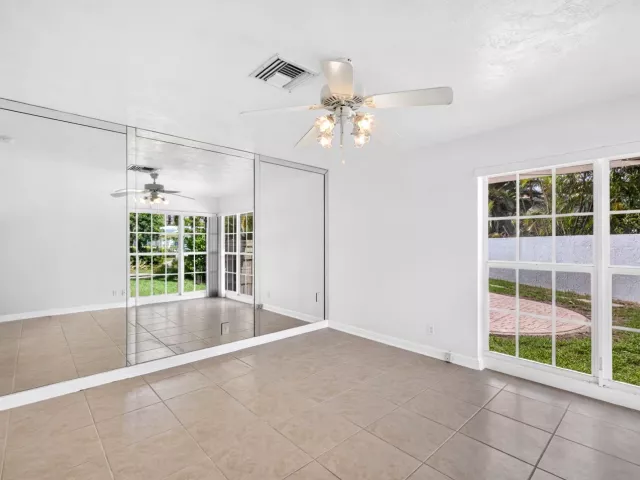 2-bedroom home for rent in Pompano Beach - 1345 E Terra Mar Drive - MondialRealty