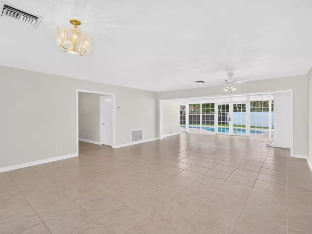 2-bedroom home for rent in Pompano Beach - 1345 E Terra Mar Drive - MondialRealty