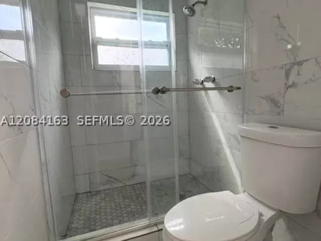 4-bedroom home for rent in Deerfield Beach - 441 NE 43rd St - MondialRealty
