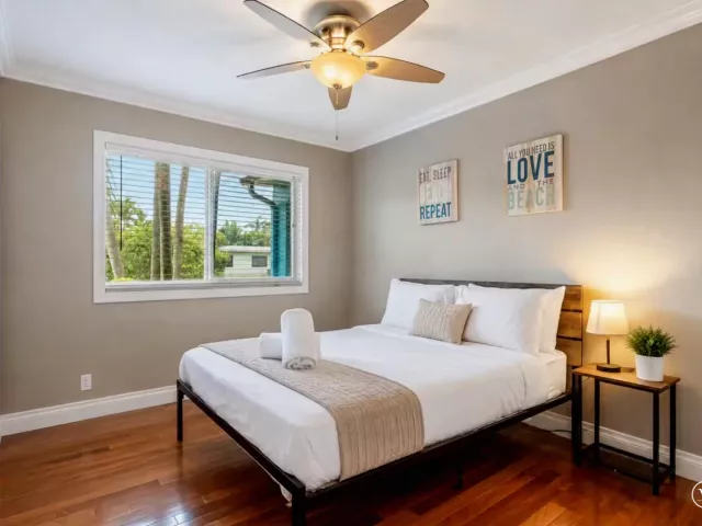 3-bedroom home for sale in Fort Lauderdale - 1405 NE 14TH Court - MondialRealty