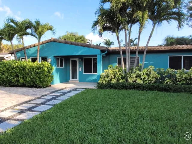 3-bedroom home for sale in Fort Lauderdale - 1405 NE 14TH Court - MondialRealty