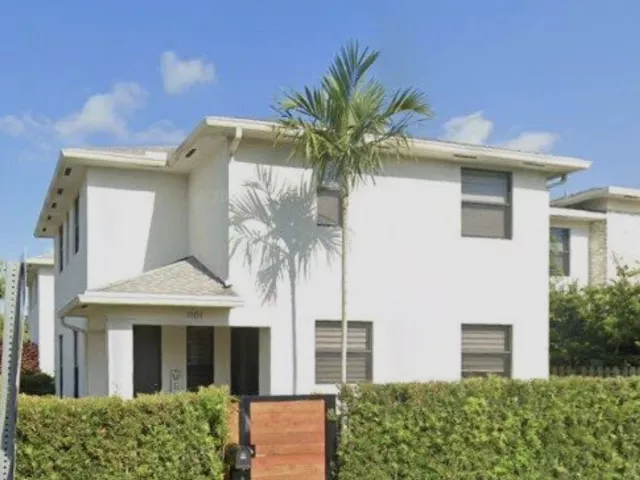 3-bedroom home for sale in Fort Lauderdale - 1101 NE 3RD Avenue - MondialRealty