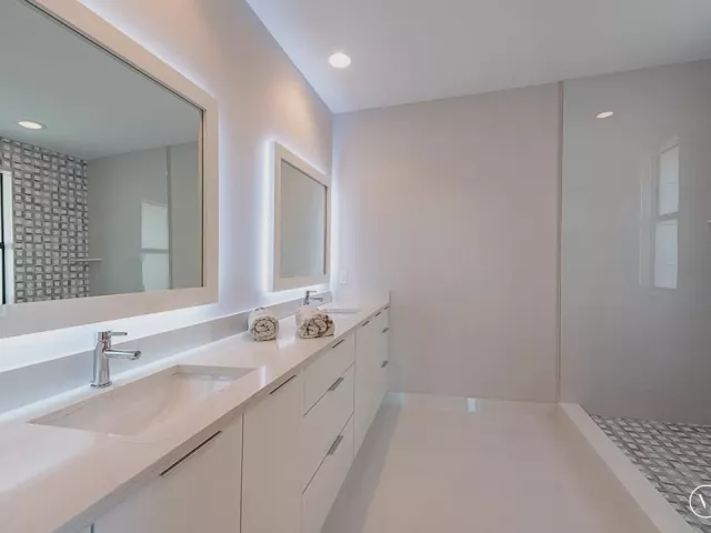 3-bedroom home for sale in Fort Lauderdale - 1101 NE 3RD Avenue - MondialRealty