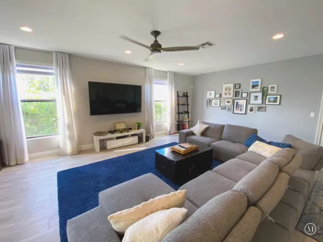 3-bedroom home for sale in Fort Lauderdale - 1101 NE 3RD Avenue - MondialRealty