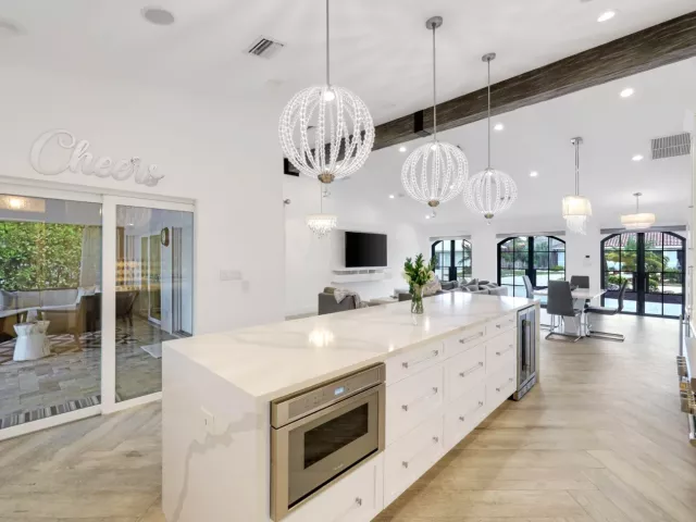 3-bedroom home for rent in Boca Raton - 713 Forsyth Street - MondialRealty