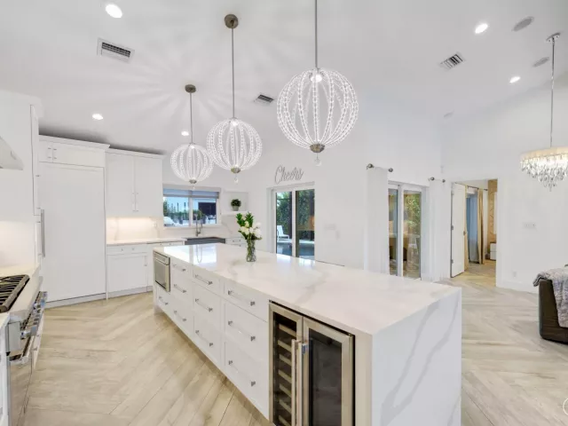 3-bedroom home for rent in Boca Raton - 713 Forsyth Street - MondialRealty
