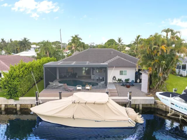 3-bedroom home for rent in Boca Raton - 713 Forsyth Street - MondialRealty