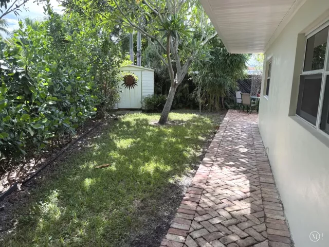 2-bedroom home for rent in Delray Beach - 228 Lake Terrace - MondialRealty