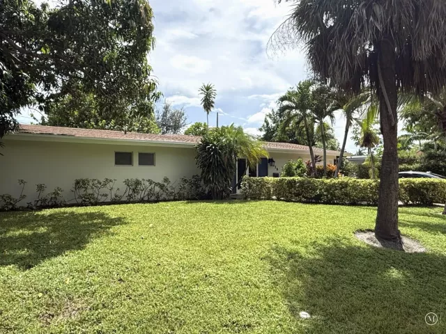 2-bedroom home for rent in Delray Beach - 228 Lake Terrace - MondialRealty