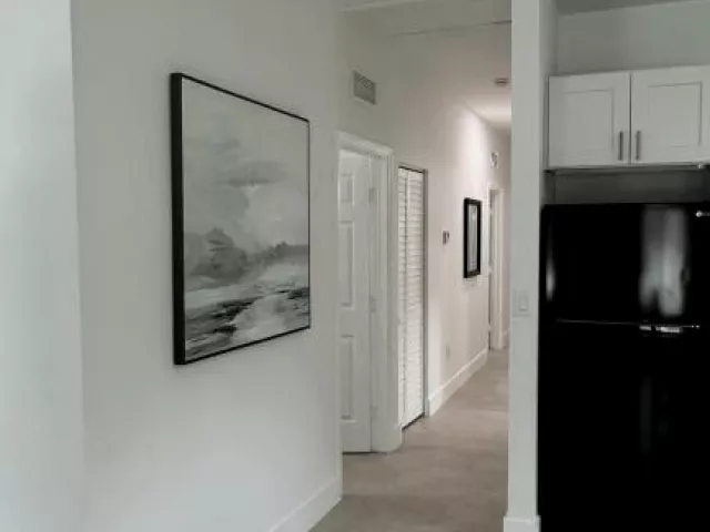 6-bedroom home for sale in Fort Lauderdale - 1701 NW 9th Street - MondialRealty