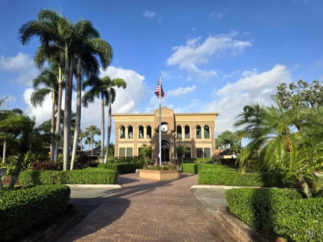 4-bedroom home for rent in Boca Raton - 22112 ALTONA Drive - MondialRealty