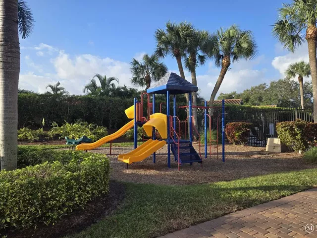4-bedroom home for rent in Boca Raton - 22112 ALTONA Drive - MondialRealty