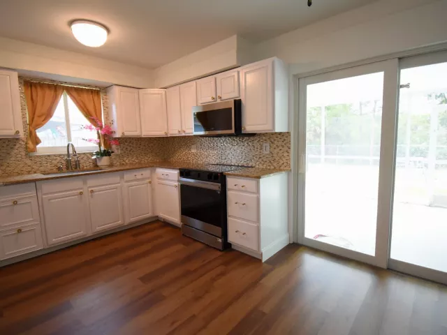 3-bedroom home for rent in Boca Raton - 22047 CALDERA Avenue - MondialRealty