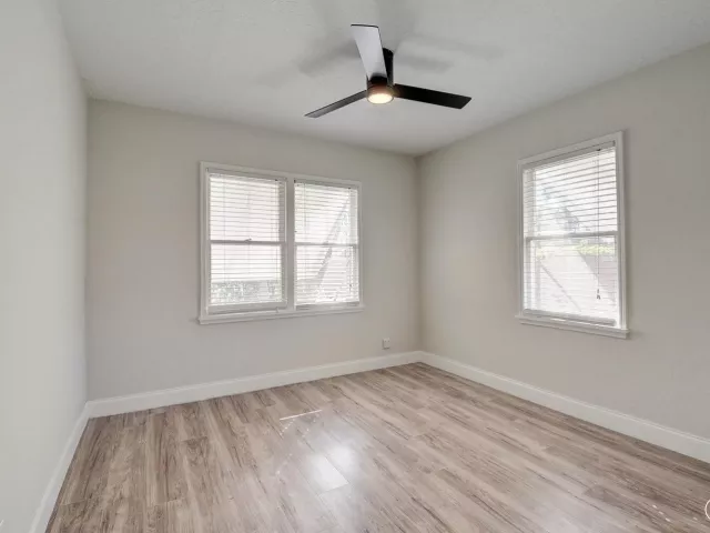 2-bedroom home for sale in Delray Beach - 348 SE 4th Avenue SE - MondialRealty