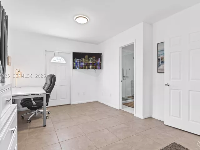 4-bedroom home for rent in Homestead - 1430 NE 11th St 1430 - MondialRealty