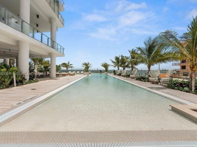 2-bedroom condo for sale in Miami - 2900 NE 7th Ave 1603 - MondialRealty