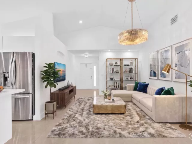 3-bedroom home for rent in Hollywood - 3307 SW 49TH - MondialRealty