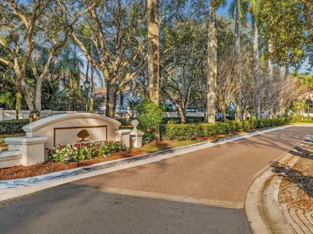 3-bedroom home for rent in Hollywood - 3307 SW 49TH - MondialRealty