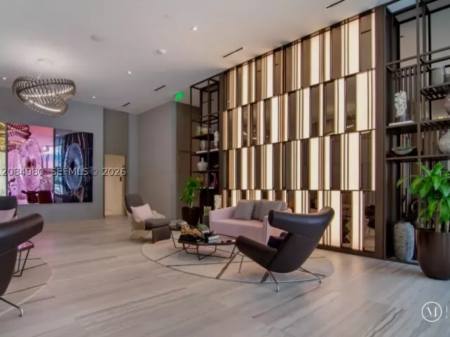 2-bedroom condo for sale in Hollywood - 4010 S Ocean Dr R3302 - MondialRealty