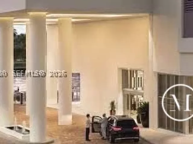 2-bedroom condo for sale in Hollywood - 4010 S Ocean Dr R3302 - MondialRealty