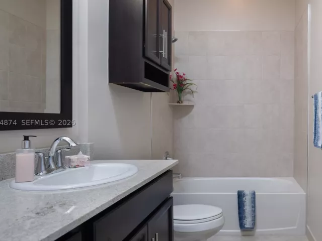 3-bedroom home for rent in Pembroke Pines - 20981 NW 1st Ct 20981 - MondialRealty