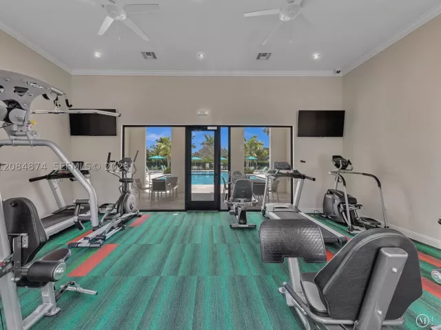 3-bedroom home for rent in Pembroke Pines - 20981 NW 1st Ct 20981 - MondialRealty