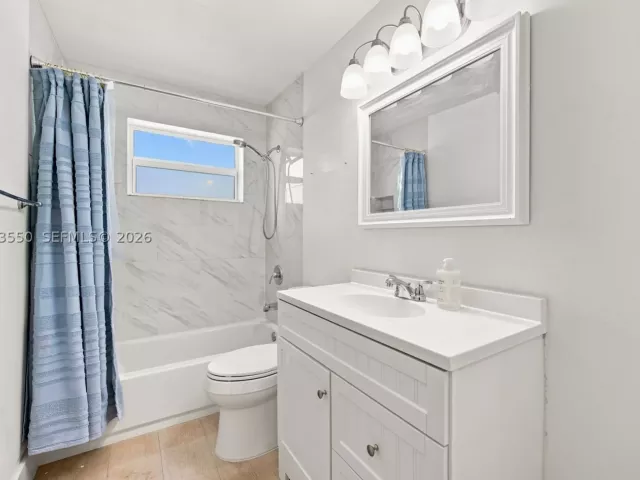 3-bedroom home for rent in Deerfield Beach - 807 SE 9th Ter - MondialRealty