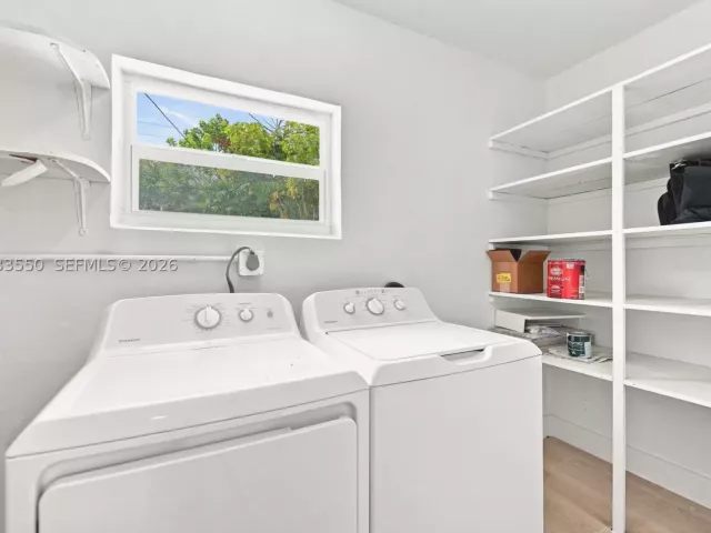 3-bedroom home for rent in Deerfield Beach - 807 SE 9th Ter - MondialRealty