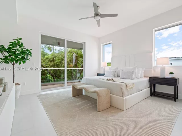 4-bedroom home for sale in Miami - 1622 SW 30th Ave - MondialRealty