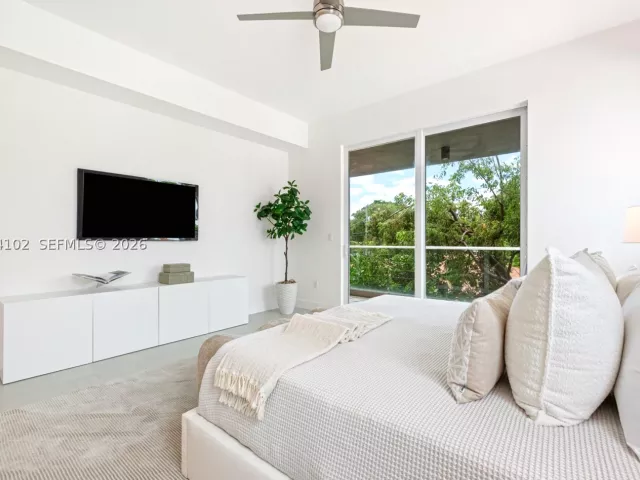 4-bedroom home for sale in Miami - 1622 SW 30th Ave - MondialRealty