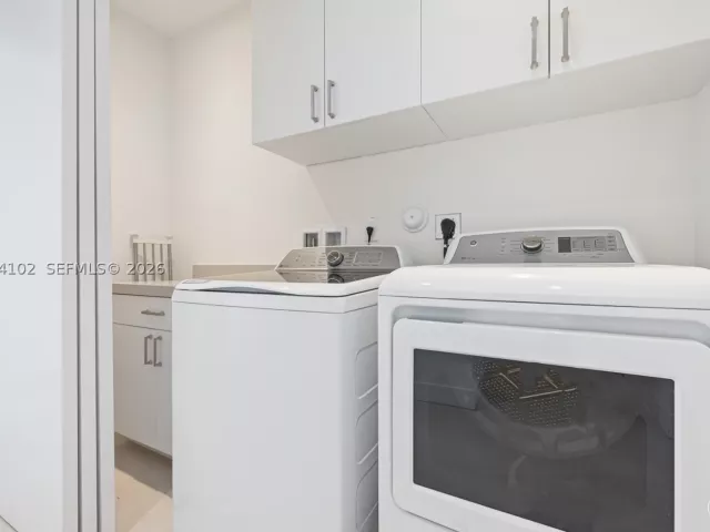 4-bedroom home for sale in Miami - 1622 SW 30th Ave - MondialRealty