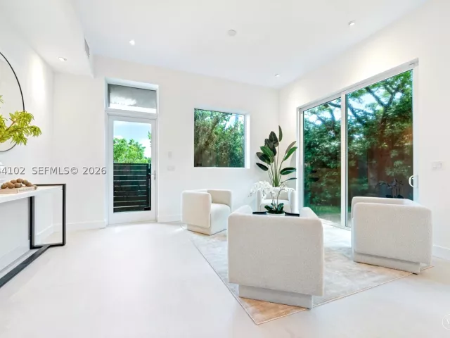 4-bedroom home for sale in Miami - 1622 SW 30th Ave - MondialRealty