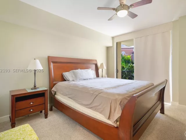 2-bedroom condo for rent in Coral Gables - 55 Merrick Way 717 - MondialRealty