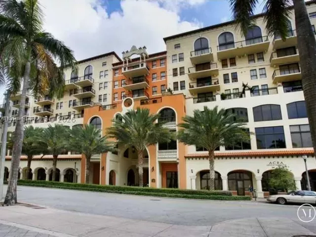 2-bedroom condo for rent in Coral Gables - 55 Merrick Way 717 - MondialRealty