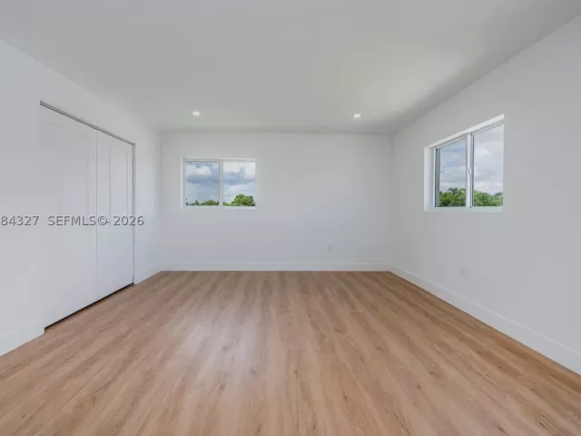 4-bedroom home for sale in Miami - 9361 SW 27th St - MondialRealty
