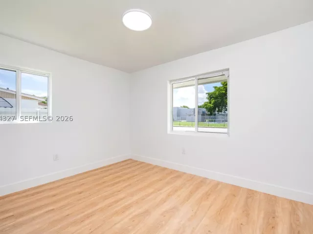 4-bedroom home for sale in Miami - 9361 SW 27th St - MondialRealty