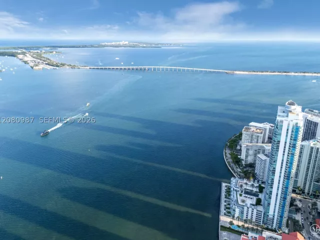 2-bedroom condo for rent in Miami - 1080 Brickell Ave 3801 - MondialRealty