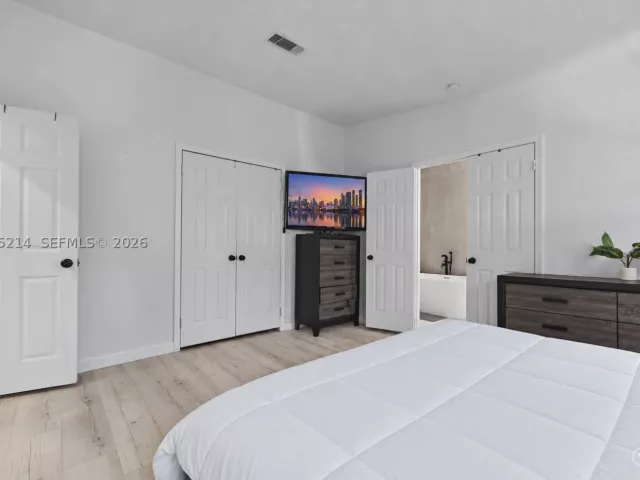 3-bedroom home for sale in Miami - 1958 NW 59th St - MondialRealty