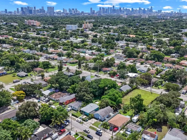 3-bedroom home for sale in Miami - 1958 NW 59th St - MondialRealty