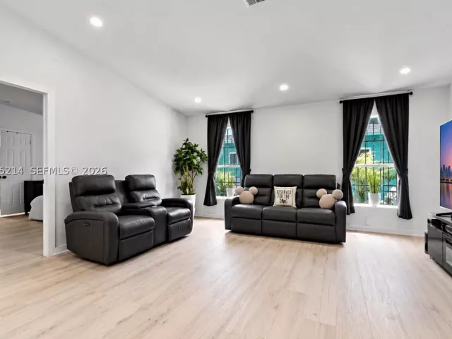 3-bedroom home for sale in Miami - 1958 NW 59th St - MondialRealty