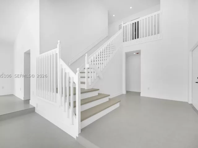4-bedroom home for sale in Miami - 13078 NW 10th St - MondialRealty