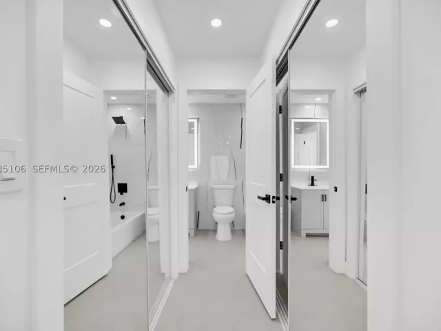 4-bedroom home for sale in Miami - 13078 NW 10th St - MondialRealty
