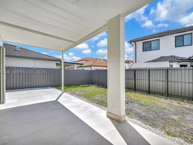 4-bedroom home for sale in Miami - 13078 NW 10th St - MondialRealty